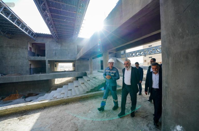 بازدید تولیت آستان مقدس علوی از پروژههای خدماتی و آموزشی