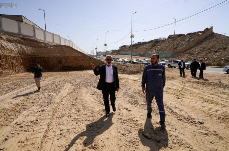 بازدید تولیت آستان مقدس علوی از پروژههای خدماتی و آموزشی