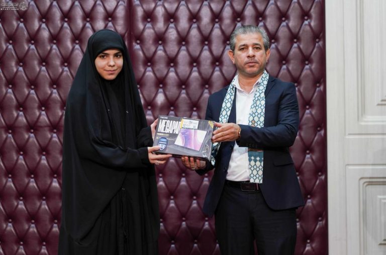 تجلیل از دانشجویان