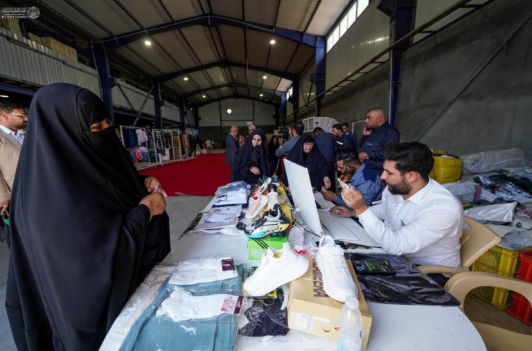 توزیع پوشاک مدرسه