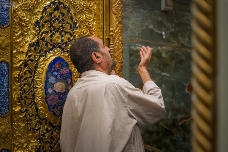 عطر حضور زائران در یکشنبه‌های علوی