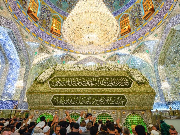 گلباران ضریح