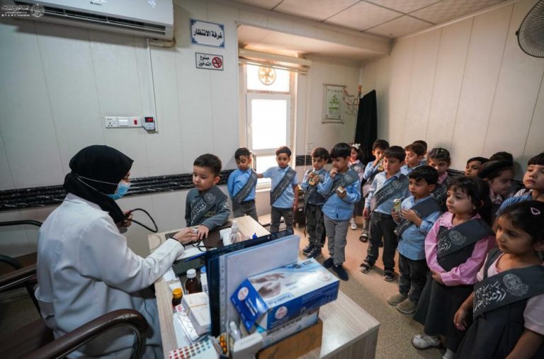 برگزاری برنامۀ علمی و تفریحی ویژۀ کودکان مهدکودک «احباب امیر» توسط آستان مقدس علوی