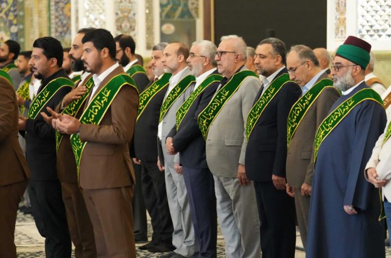 میزبانی آستان مقدس کاظمین (علیهماالسلام) از متولیان عتبات مقدسۀ عراق