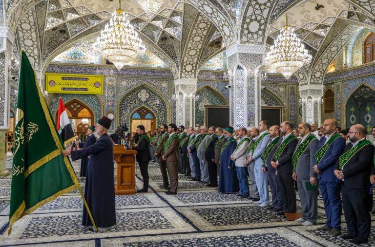 میزبانی آستان مقدس کاظمین (علیهماالسلام) از متولیان عتبات مقدسۀ عراق