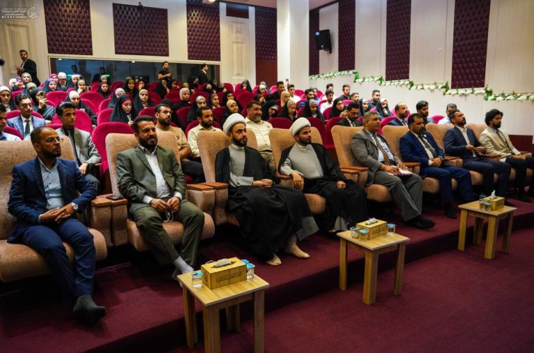 میزبانی آستان مقدس علوی از دانشجویان دانشگاه کوفه در سالروز میلاد حضرت زینب (سلاماللهعلیها)