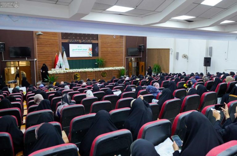 برگزاری جشن میلاد حضرت زینب (سلاماللهعلیها) در دانشگاه کوفه توسط آستان مقدس علوی