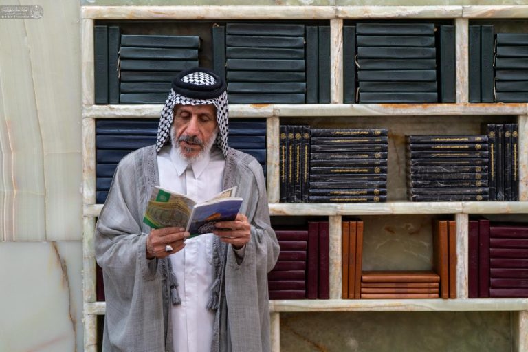 یکشنبه زیارتی امیرالمؤمنین (علیه‌السلام)