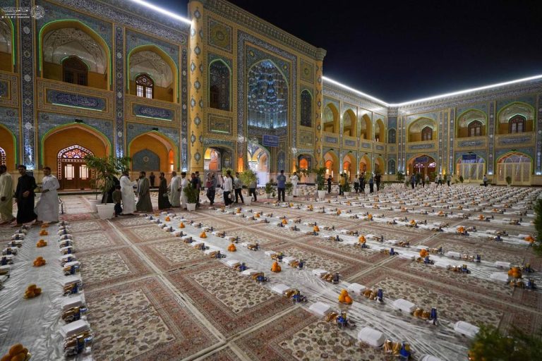 سفرهٔ کرامت علوی در شب میلاد عقیله بنی‌هاشم گسترده شد