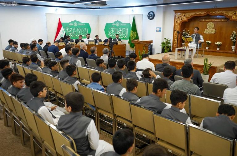 تجلیل از برگزیدگان