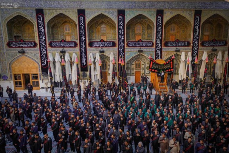 مراسم عزاداری خادمان