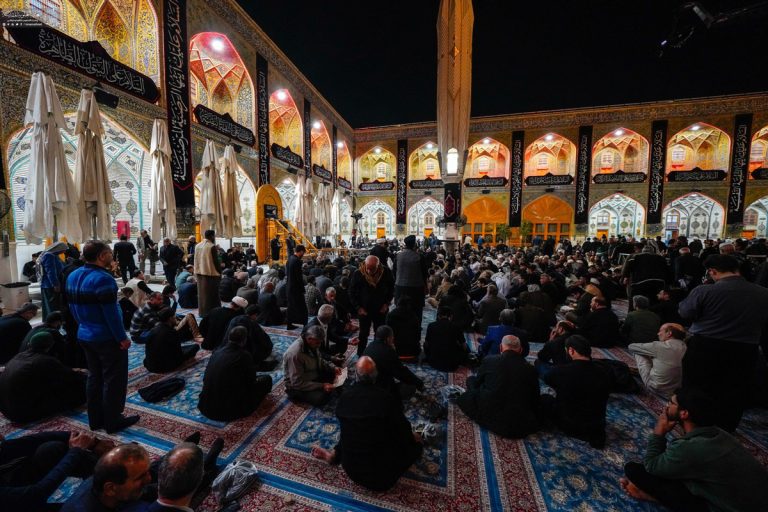 مراسم عزاداری شام شهادت حضرت زهرا (سلام‌الله‌علیها) در حرم مطهر علوی