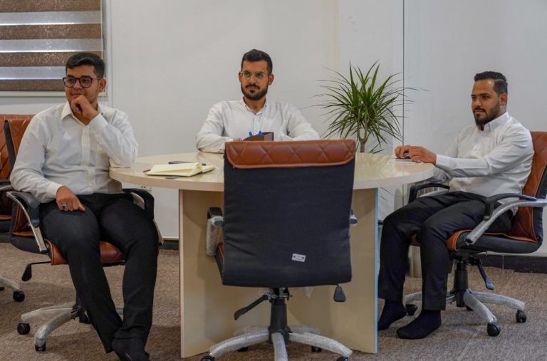 برگزاری کارگاه تخصصی در زمینۀ مدیریت آموزشی ویژه کارکنان آستان مقدس علوی