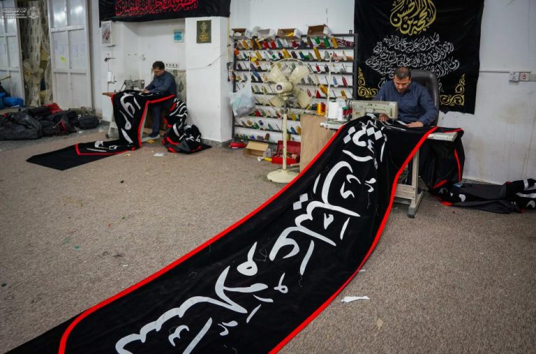 آمادهسازی کتیبههای سالروز شهادت حضرت زهرا (سلاماللهعلیها)