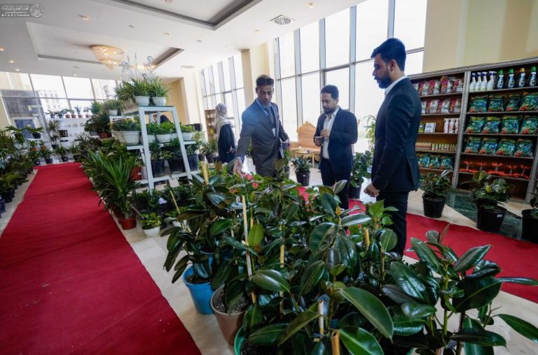 مشارکت آستان مقدس علوی در جشنوارۀ گل نجف اشرف