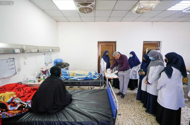 برگزاری برنامۀ جامع آموزشی ویژۀ کادرهای پرستاری در آستان مقدس علوی با همکاری ادارۀ بهداشت نجف