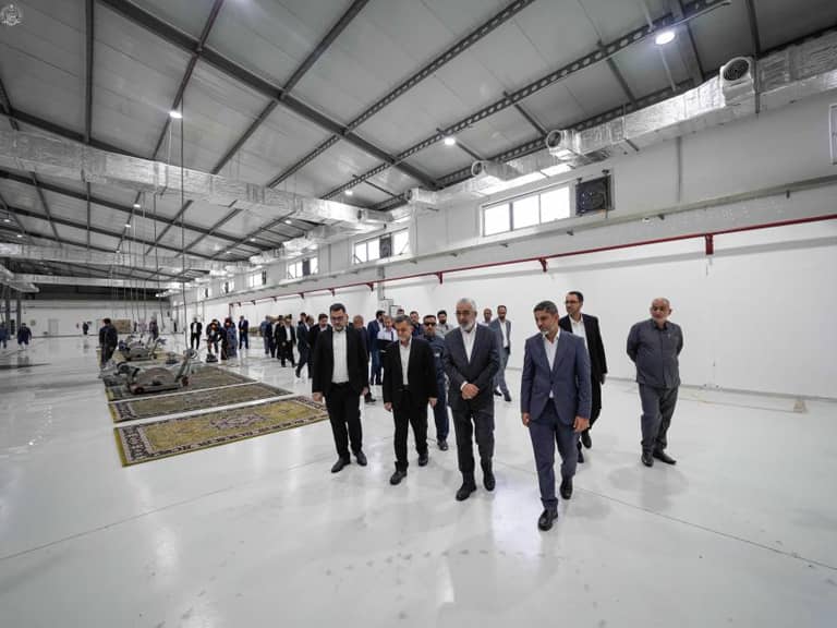 افتتاح کارخانۀ فرش