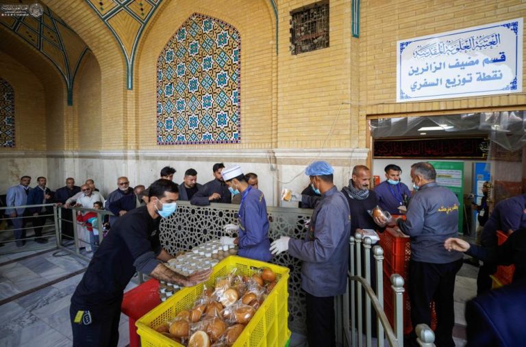 پذیرایی از عزاداران فاطمی