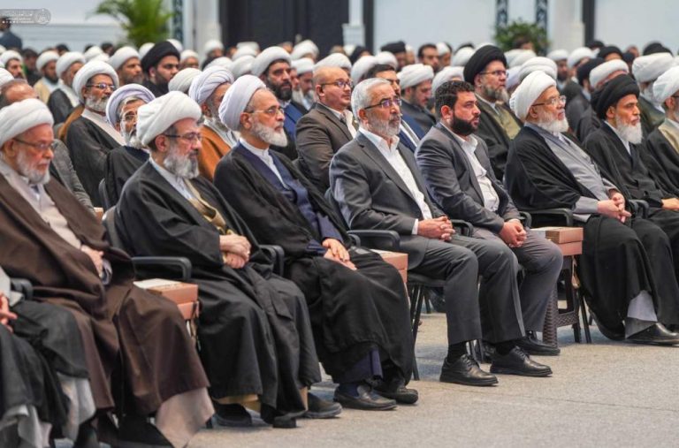 سخنرانی تولیت در همایش نائینی