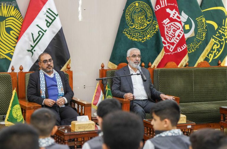 دیدار دوستانۀ دانشآموزان ممتاز مرکز آموزش قرآنی با تولیت آستان مقدس علوی 6