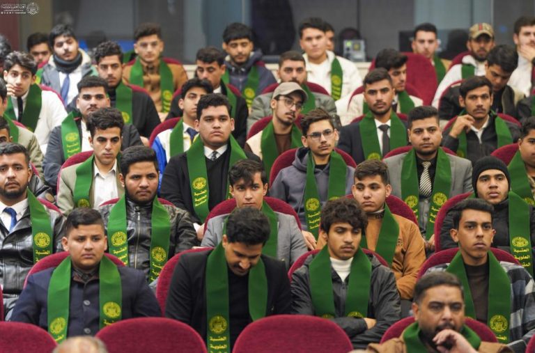 برگزاری همایش آموزشی ویژۀ دانش‌آموزان به همت آستان مقدس علوی 8