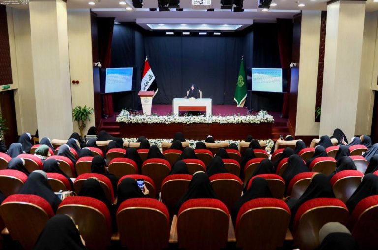 برگزاری نشست هماندیشی با حضور دانشجویان دختر توسط آستان مقدس علوی 3