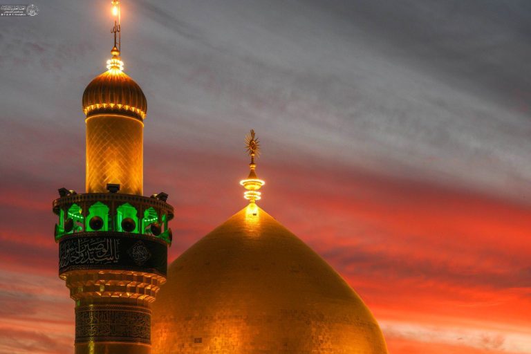 هنگامۀ غروب در صحن‌وسرای آستان مقدس علوی 4