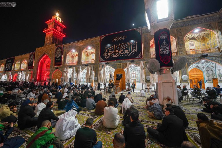 اقامهٔ عزای حضرت ام‌البنین (سلام‌الله‌علیها) در حرم مطهر علوی 1