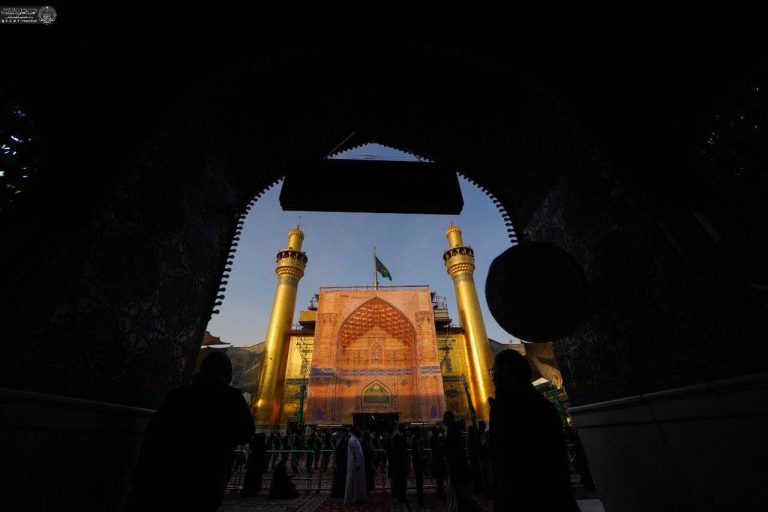 قرار عاشقانه زائران، هر یکشنبه در حرم مطهر علوی 1