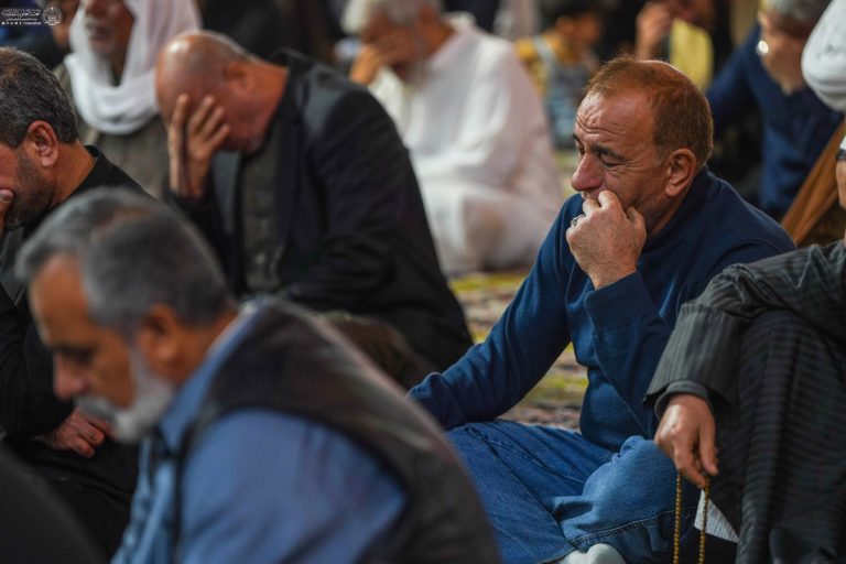 اقامهٔ عزای حضرت ام‌البنین (سلام‌الله‌علیها) در حرم مطهر علوی 2