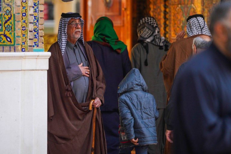 قرار عاشقانه زائران، هر یکشنبه در حرم مطهر علوی 7