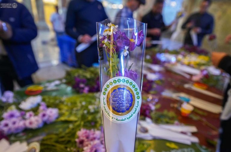 آمادهسازی یکمیلیون شاخه گل طبیعی برای تزیین حرم مطهر علوی 1