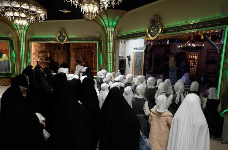 برپایی نمایشگاه آموزشی سیرۀ امیرالمؤمنین (علیهالسلام) 6