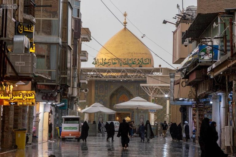 بارش رحمت الهی در حرم مطهر علوی