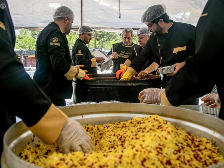سفرۀ کرامت تهران و اصفهان