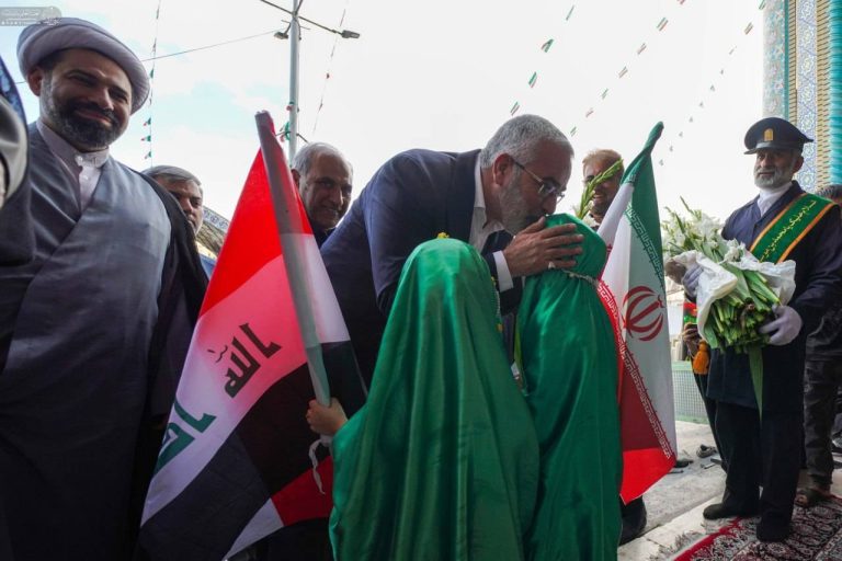 حضور کاروان انسانی آستان مقدس علوی به ریاست تولیت محترم در ایران