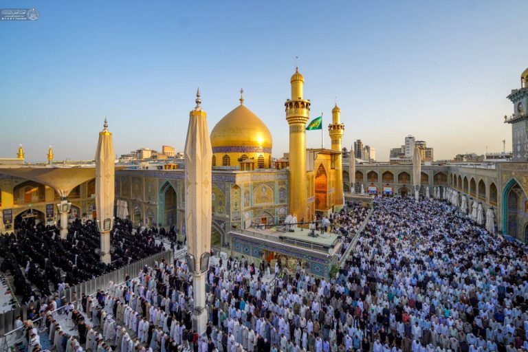 اقامهٔ باشکوه نماز عید قربان