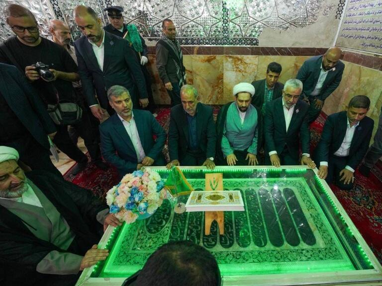 ضریح حرم سبزقبا