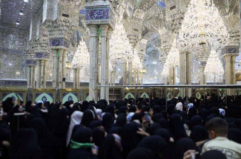 آماده‌باش بانوان خادم برای عید غدیر