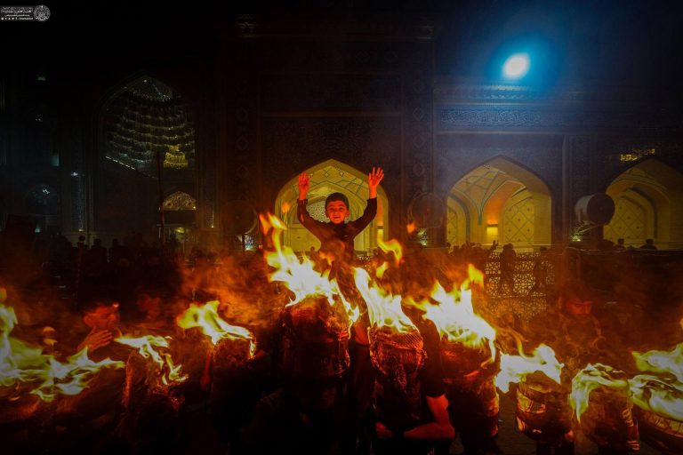 نجف اشرف میزبان مراسم سنتی مشعل‌گردانی