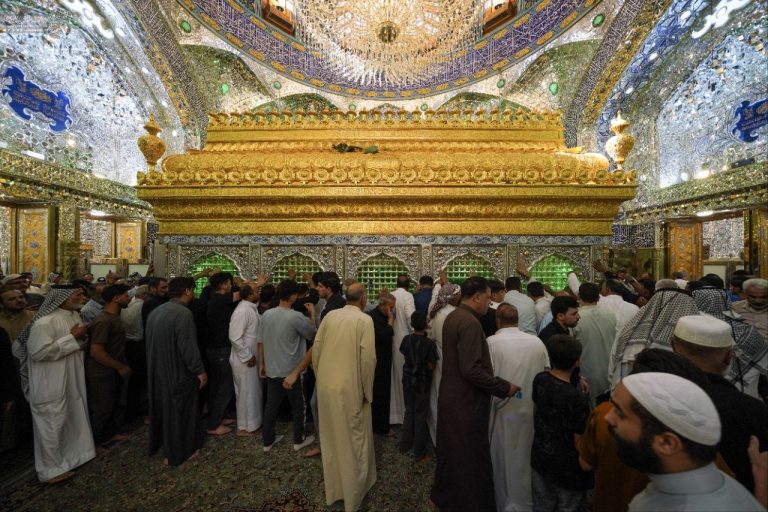 روز آرامش دل‌ها در سایۀ حرم امیرالمؤمنین (علیه‌السلام)
