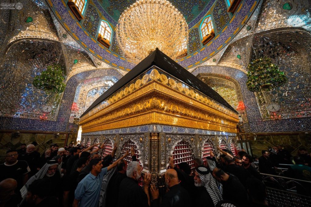 به جز از علی نباشد به جهان گره‌گشایی