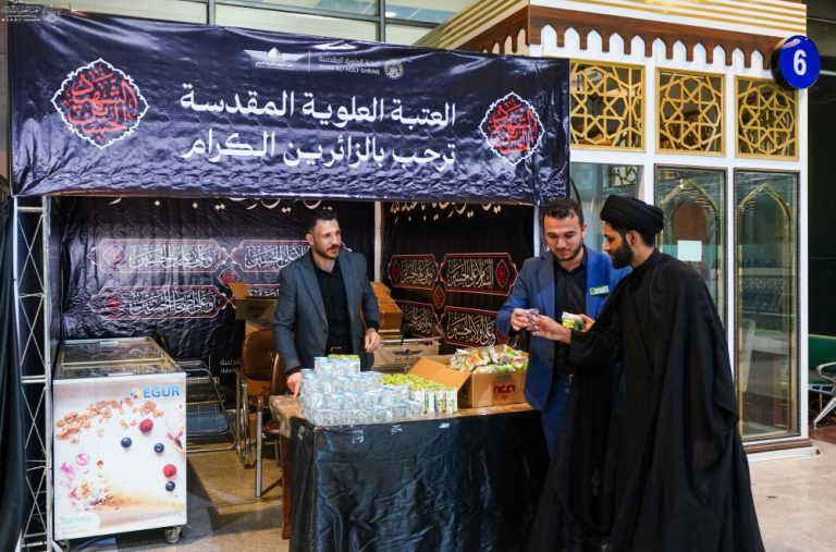 استقبال از زائران اربعین در فرودگاه نجف