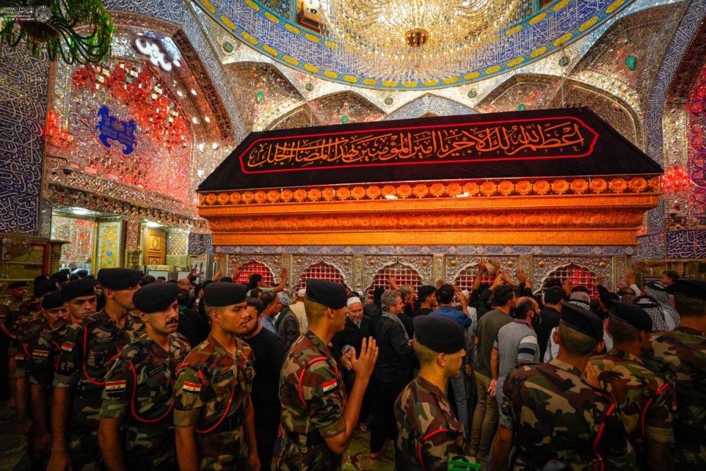 احترام دانشجویان پلیس عراق در حرم
