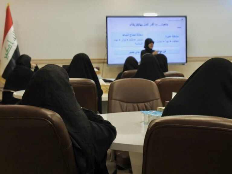 دورۀ سلامت‌محور بانوان خادم