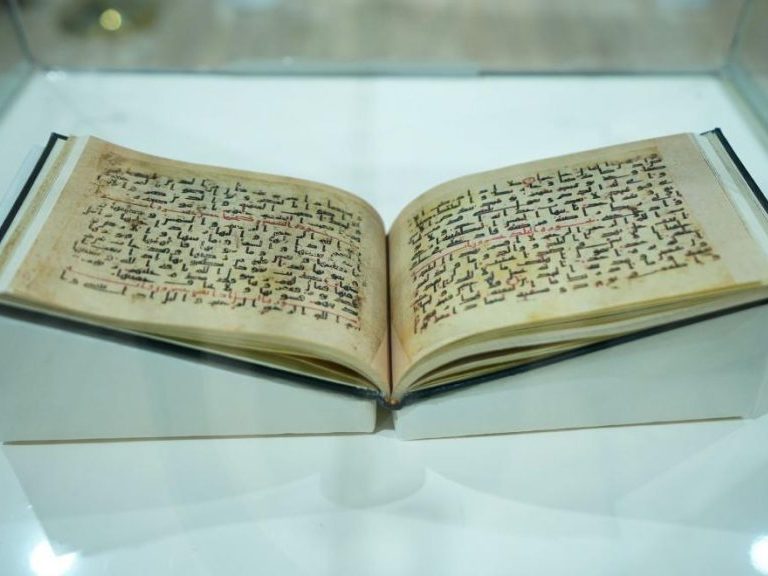 غرفۀ آستان در نمایشگاه کتاب بغداد