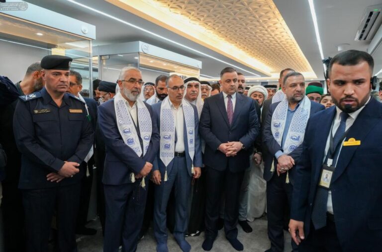 حضور تولیت آستان افتتاحیۀ موزۀ عسکریین