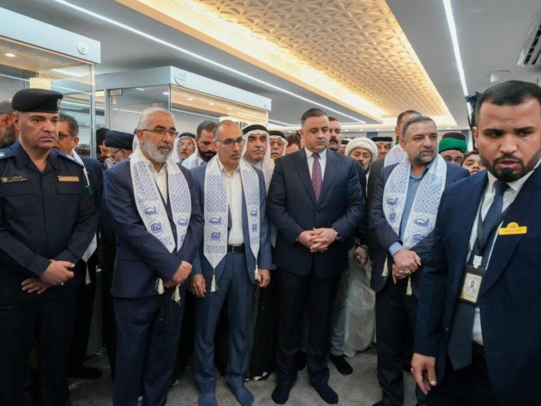 حضور تولیت آستان افتتاحیۀ موزۀ عسکریین