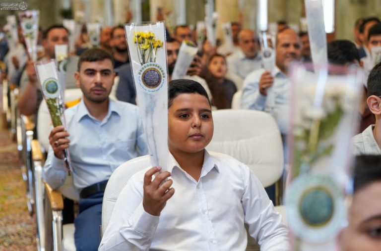 تجلیل از فرزندان ممتاز خادمان