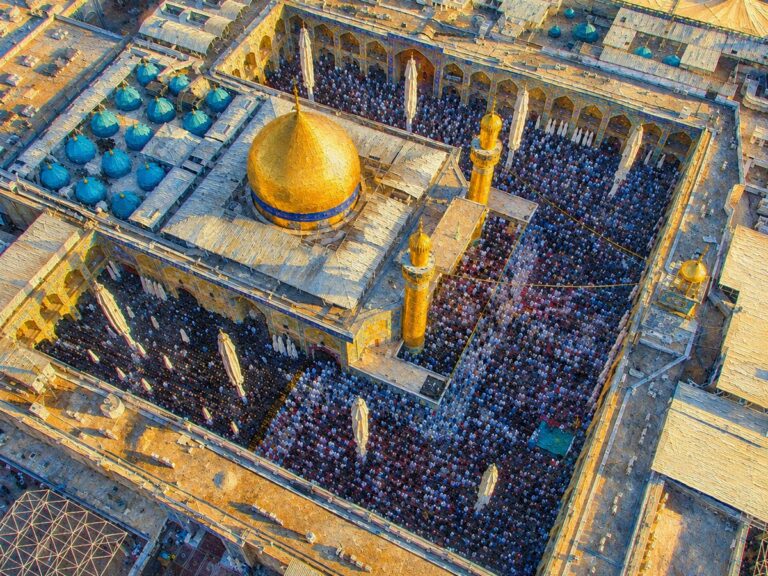 از گنبد و ایوان تا درهای طلایی؛ نگاهی به معماری حرم مطهر علوی